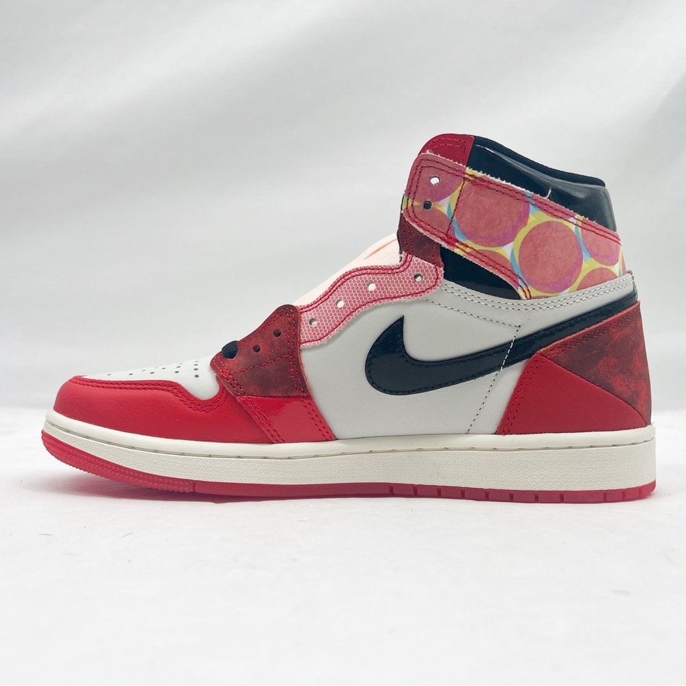 Jordan 1 High OG x Spider-Man: Next chapter - Picture 4 of 15